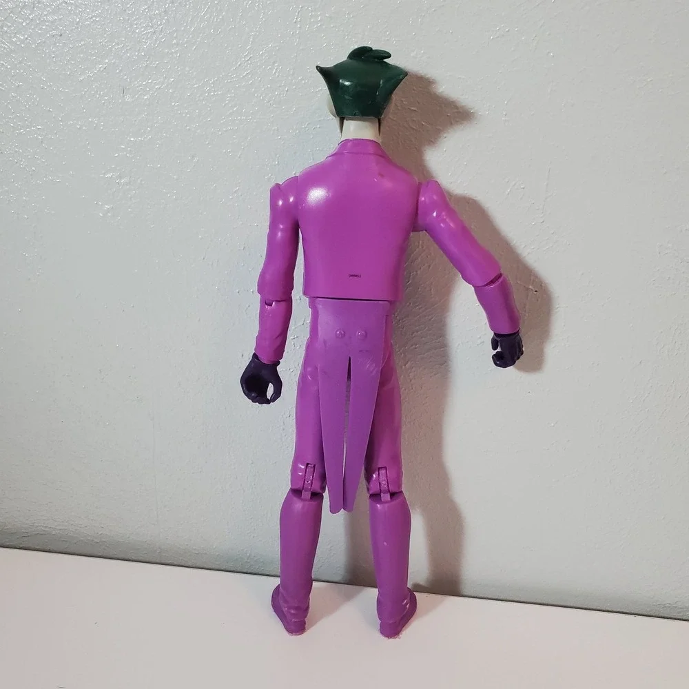 DC Comics Joker Action Figure Purple‎ Suit Vintage Style DWM52